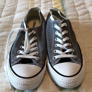 Grey & white converse size 9.5 (womans) size 7.5 (mens)